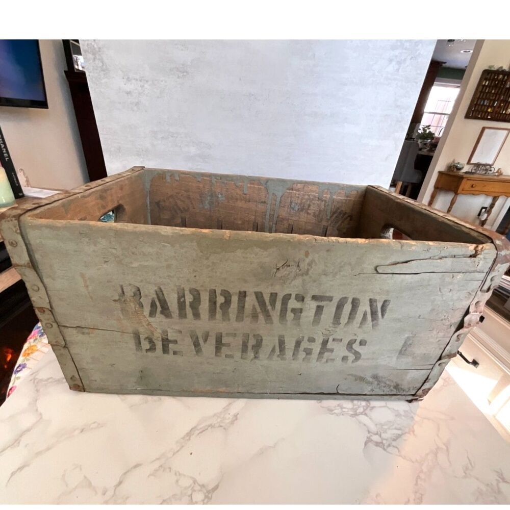 Rare Barrington Beverages wooden crate Barrington NJ Somerville MA Rare Find
